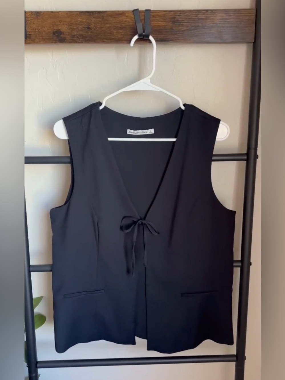 Abercrombie & Fitch black V-Neck tie Top